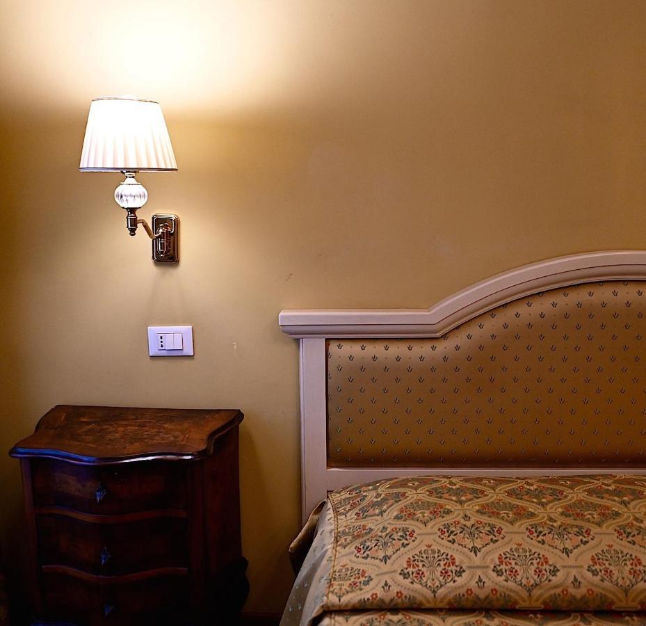 Chandeliers Apartment Venice Exterior photo